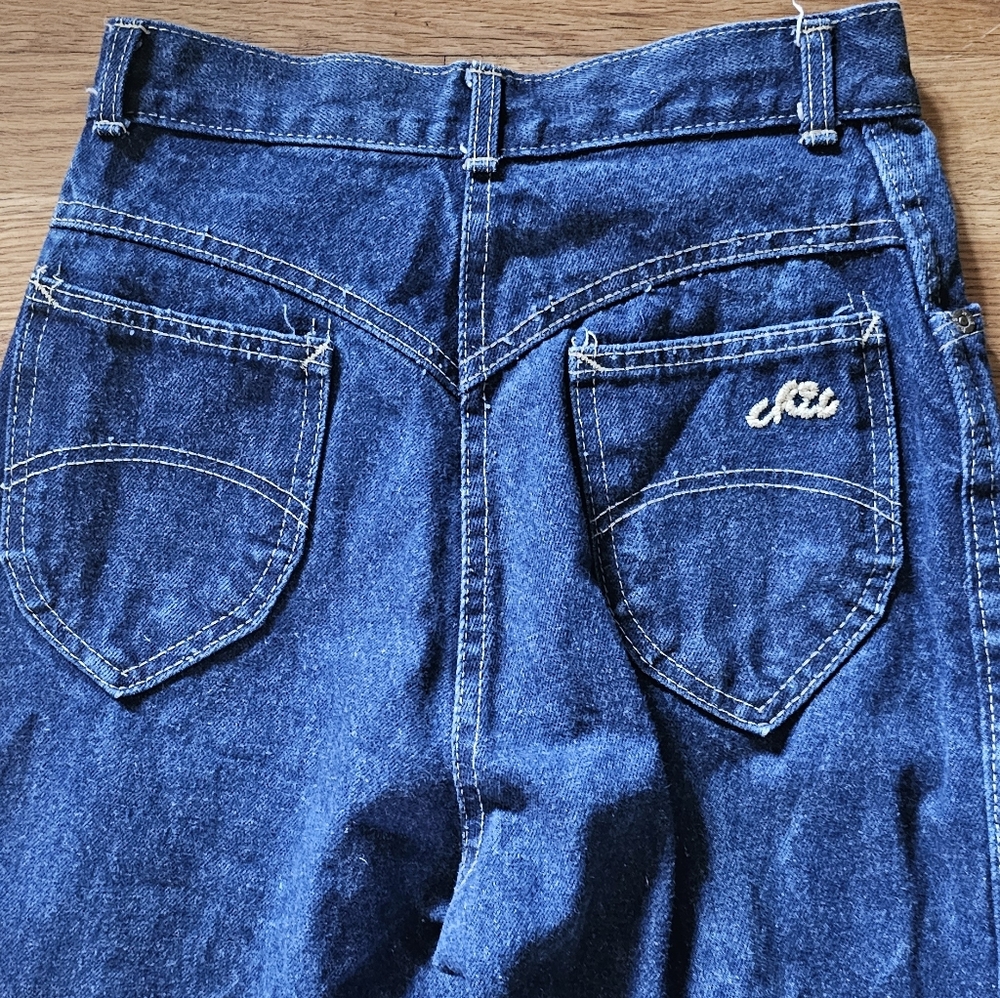 Chic High Rise Jeans Women's 24" Waist X 31" Inseam Length Vintage Tag Size 8